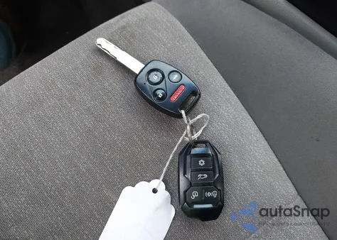 2010 Honda Accord 2.4 Lx z USA, uszkodzony, nr VIN 1HGCP2F32AA136407